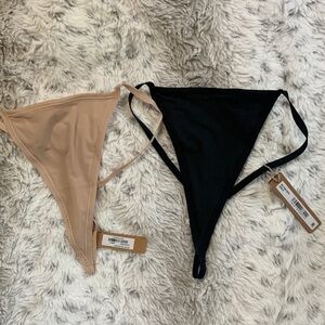 Skims thong panties size S NWT